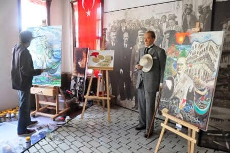 Atatürk'ün Sanata Verdiği Önem