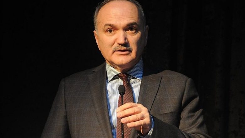Faruk Özlü kimdir? Aslen nereli yaşı kaçtır?