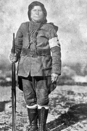 Çete Ayşe (Efe Ayşe) Kimdir? Çete Ayşe Hakkında Kısa Bilgi