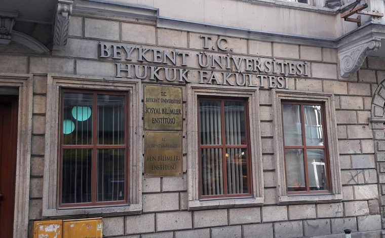 İstanbul'daki Özel Üniversitelerin Ücretleri