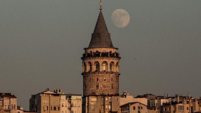 Eren Vurdem Kimdir?